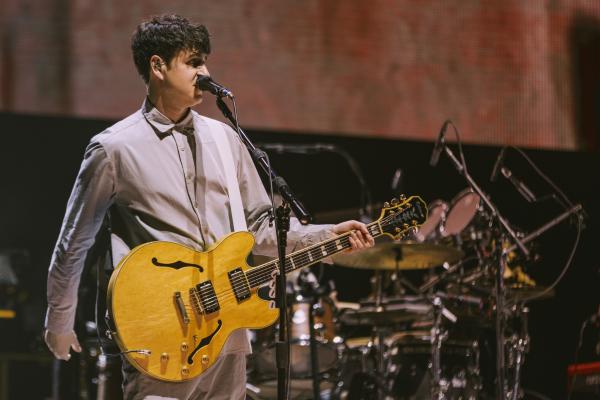 VAMPIRE WEEKEND 7260